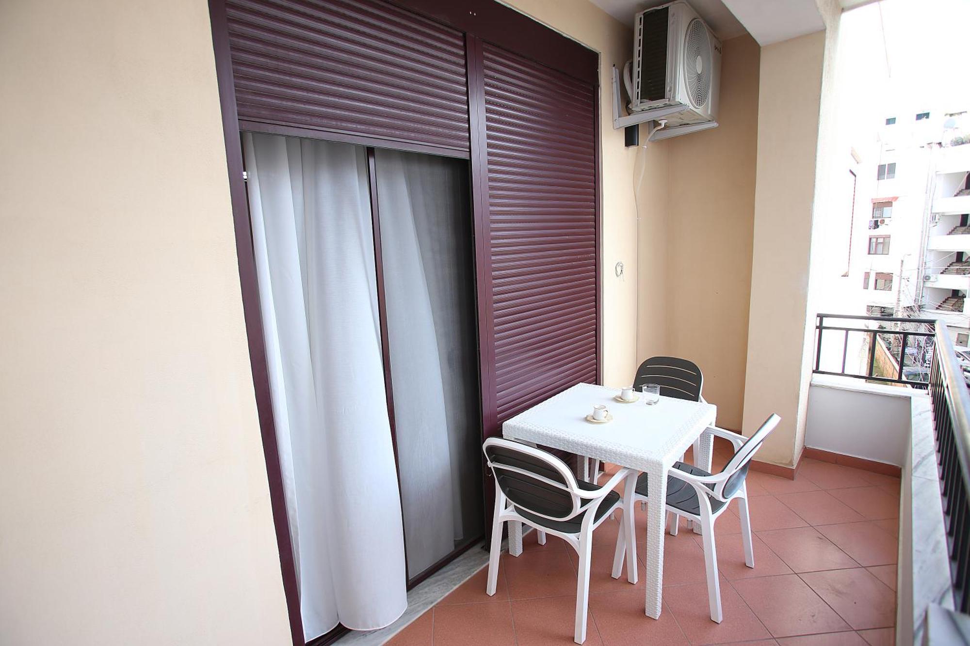 The Met Apartments Durres Ngoại thất bức ảnh