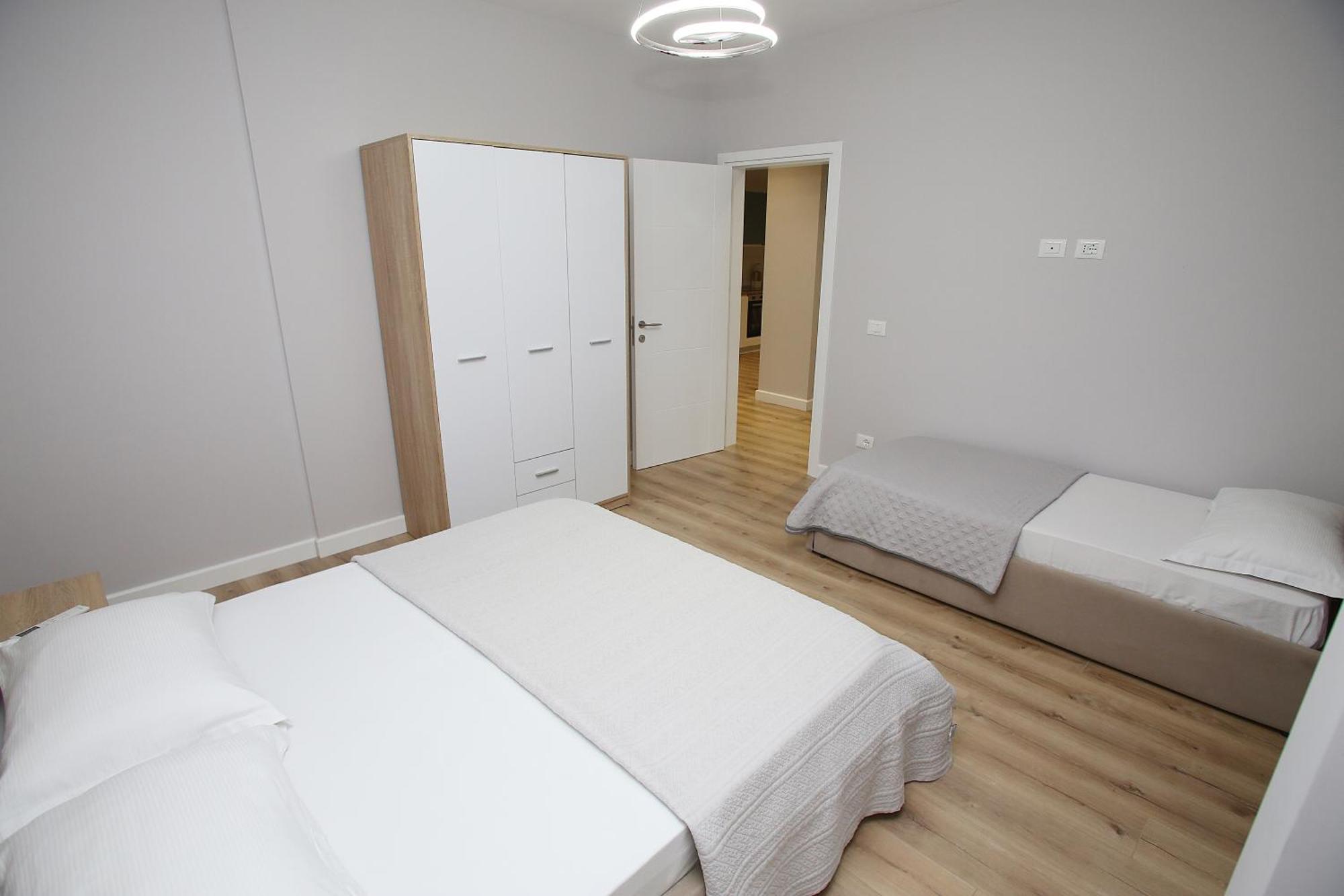The Met Apartments Durres Ngoại thất bức ảnh